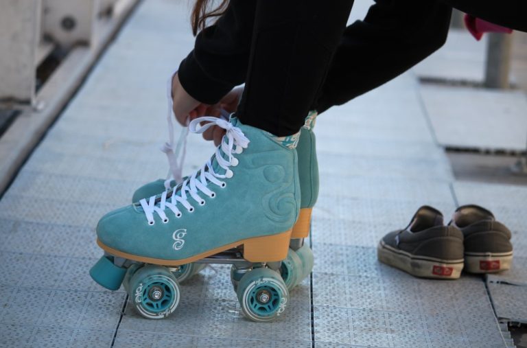 Tips On How Roller Skate Insoles Can Keep You Safe
